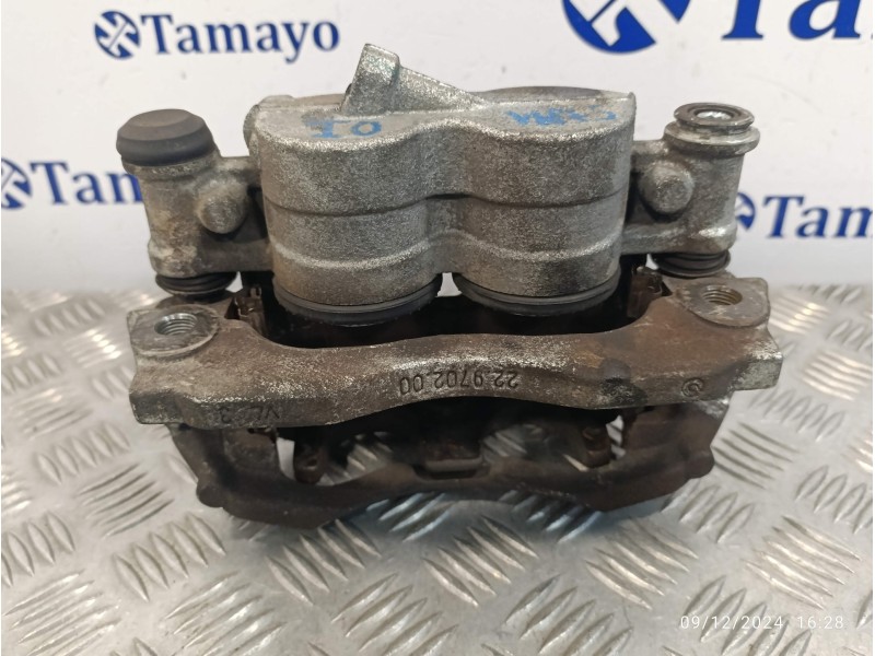 Recambio de pinza freno delantera izquierda para nissan cabstar 09.06 referencia OEM IAM 970103  22970200