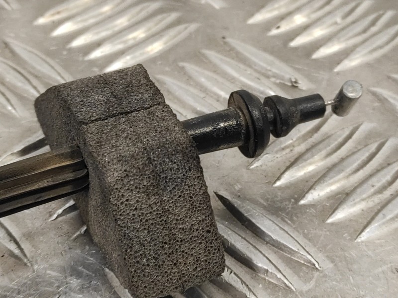 Recambio de cerradura puerta delantera izquierda para citroën c2 1.1 referencia OEM IAM 52187680  