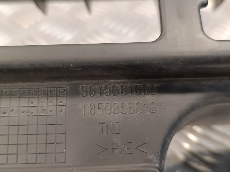 Recambio de soporte para peugeot 207 cc 1.6 16v referencia OEM IAM 9649681080  