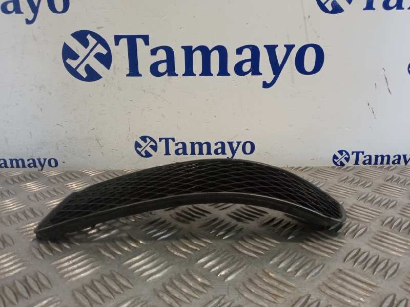 Recambio de rejilla paragolpes izquierda para volkswagen polo berlina (6n2) referencia OEM IAM 6N0853665D  