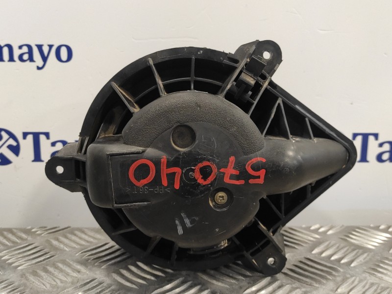 Recambio de motor calefaccion para renault trafic caja cerrada (ab 4.01) 1.9 diesel referencia OEM IAM   