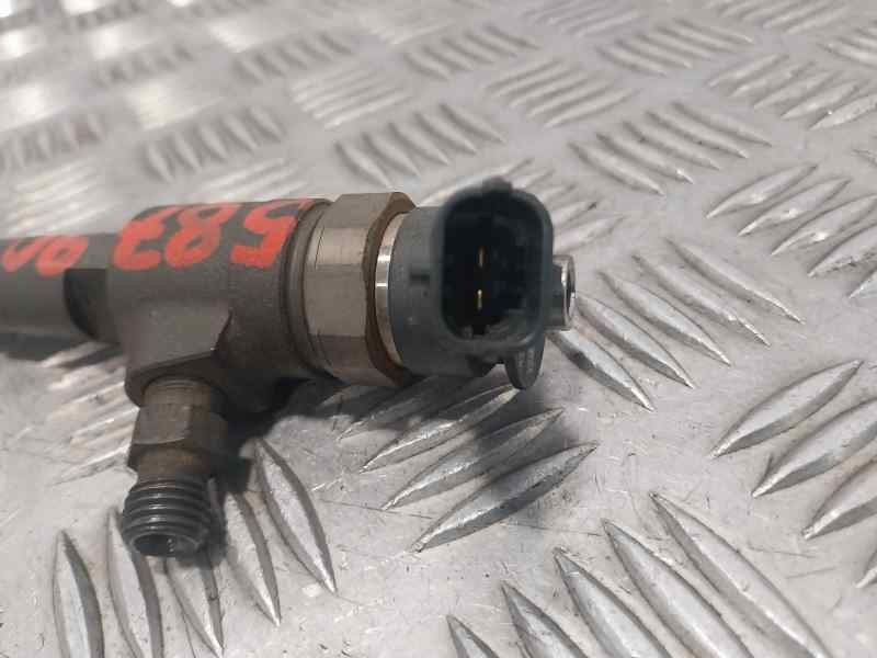 Recambio de inyector para peugeot partner kombi referencia OEM IAM 0445110566  