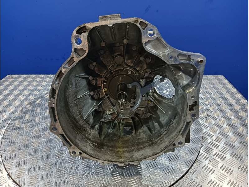 Recambio de caja cambios para iveco daily vi 33s16 referencia OEM IAM FT506M  