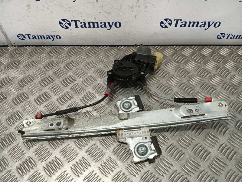 Recambio de elevalunas delantero derecho para ford fiesta (ccn) referencia OEM IAM 8A6114553B C7Y2A 0130822618