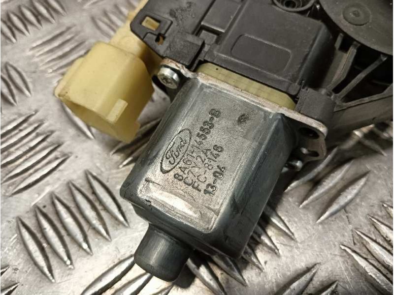 Recambio de elevalunas delantero derecho para ford fiesta (ccn) referencia OEM IAM 8A6114553B C7Y2A 0130822618