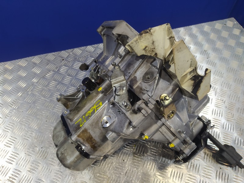 Recambio de caja cambios para peugeot 207 1.4 16v cat (kfu / et3j4) referencia OEM IAM 20CQ25  