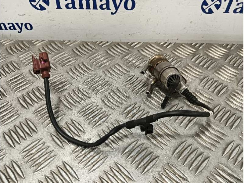 Recambio de inyector para volkswagen passat lim. (3g2) referencia OEM IAM 0444025042  04L131113P