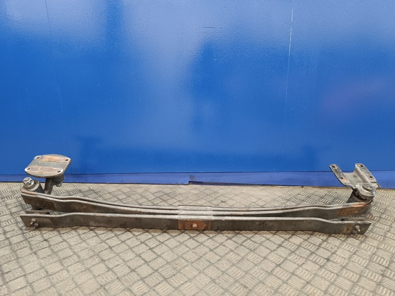 Recambio de ballesta trasera para nissan cabstar 09.06 2.5 diesel referencia OEM IAM 55020MB90A  