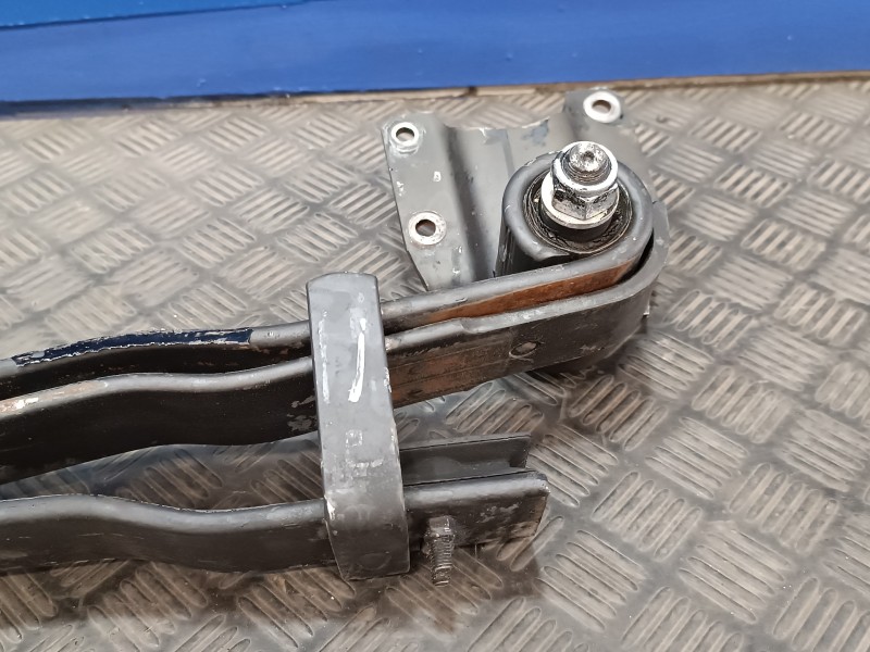Recambio de ballesta trasera para nissan cabstar 09.06 2.5 diesel referencia OEM IAM 55020MB90A  