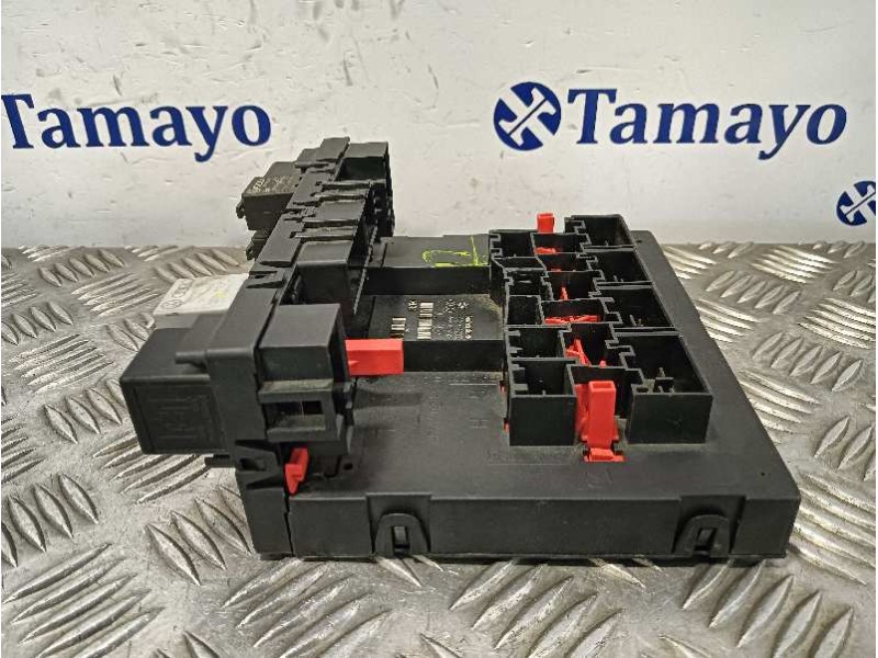 Recambio de centralita bsi para seat leon (1p1) 2.0 tdi referencia OEM IAM 300937049  H52S2002