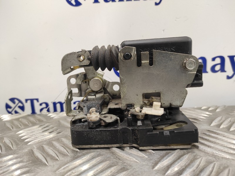 Recambio de cerradura puerta delantera derecha para dacia logan 1.5 dci diesel cat referencia OEM IAM   