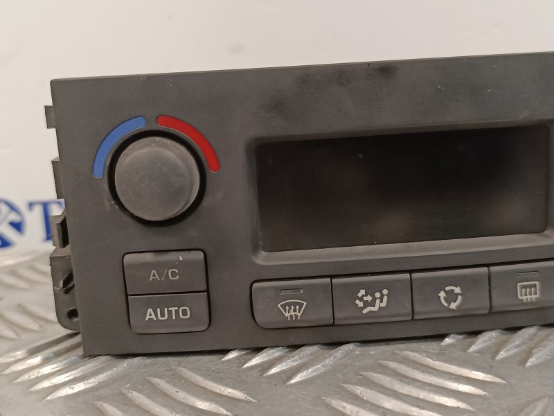 Recambio de mando climatizador para peugeot 207 cc 1.6 16v referencia OEM IAM 96497866XT04  
