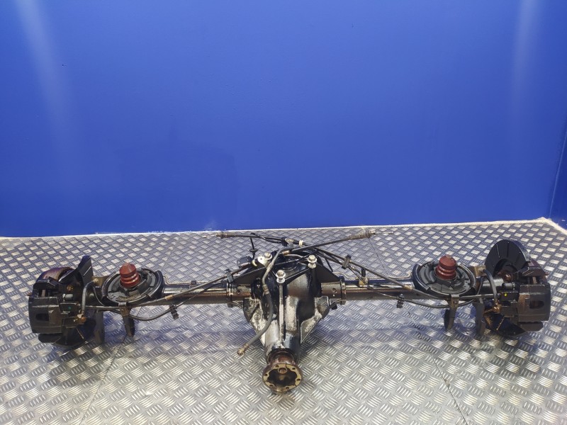 Recambio de puente trasero para chrysler jeep gr.cherokee (wj/wg) 3.1 td laredo referencia OEM IAM 52111203AA  