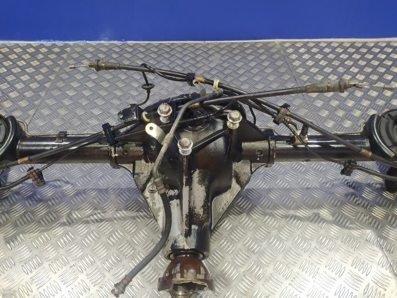 Recambio de puente trasero para chrysler jeep gr.cherokee (wj/wg) 3.1 td laredo referencia OEM IAM 52111203AA  