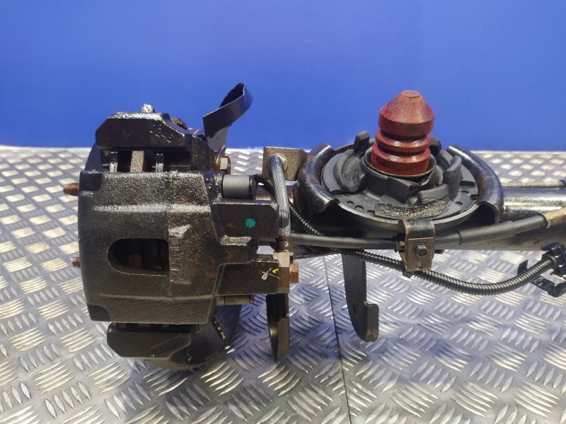 Recambio de puente trasero para chrysler jeep gr.cherokee (wj/wg) 3.1 td laredo referencia OEM IAM 52111203AA  