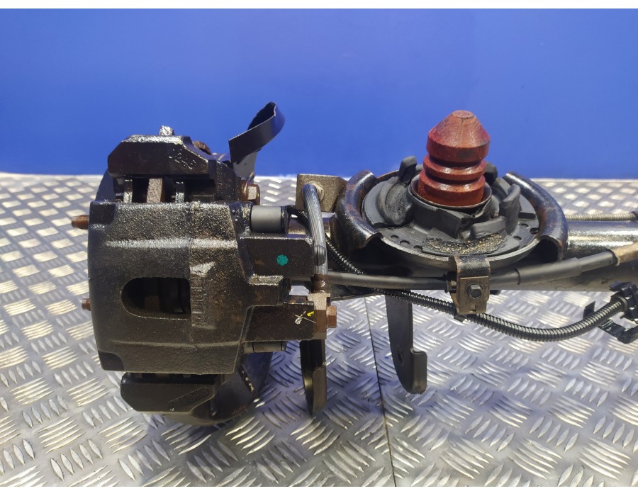 Recambio de puente trasero para chrysler jeep gr.cherokee (wj/wg) 3.1 td laredo referencia OEM IAM 52111203AA  