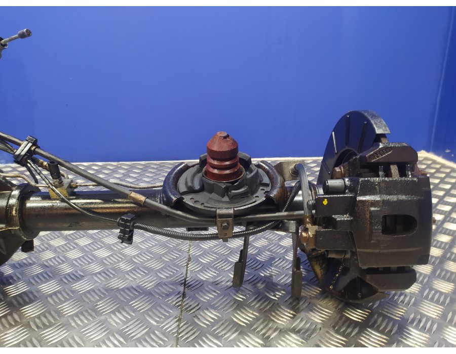 Recambio de puente trasero para chrysler jeep gr.cherokee (wj/wg) 3.1 td laredo referencia OEM IAM 52111203AA  