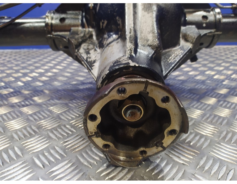 Recambio de puente trasero para chrysler jeep gr.cherokee (wj/wg) 3.1 td laredo referencia OEM IAM 52111203AA  