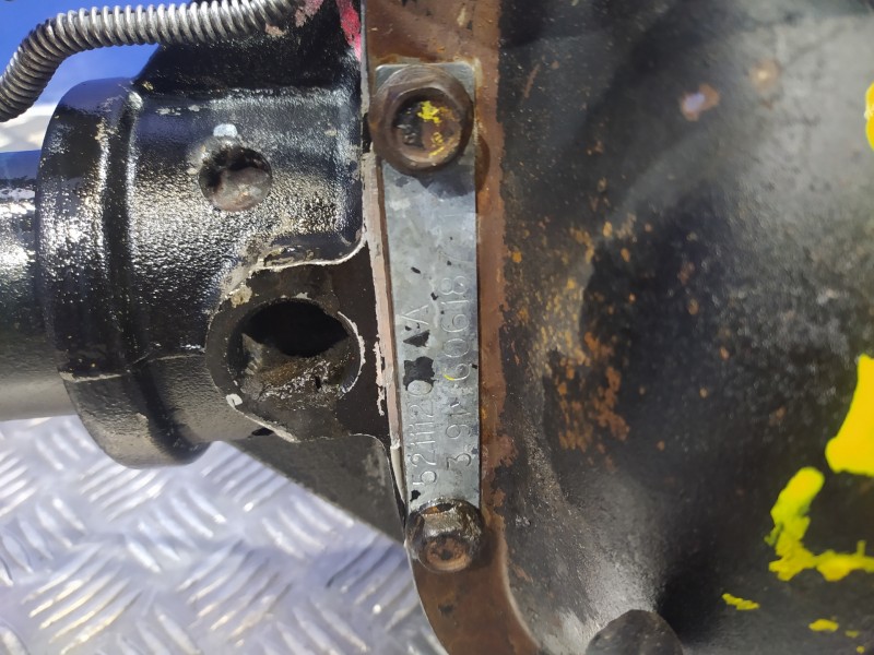 Recambio de puente trasero para chrysler jeep gr.cherokee (wj/wg) 3.1 td laredo referencia OEM IAM 52111203AA  