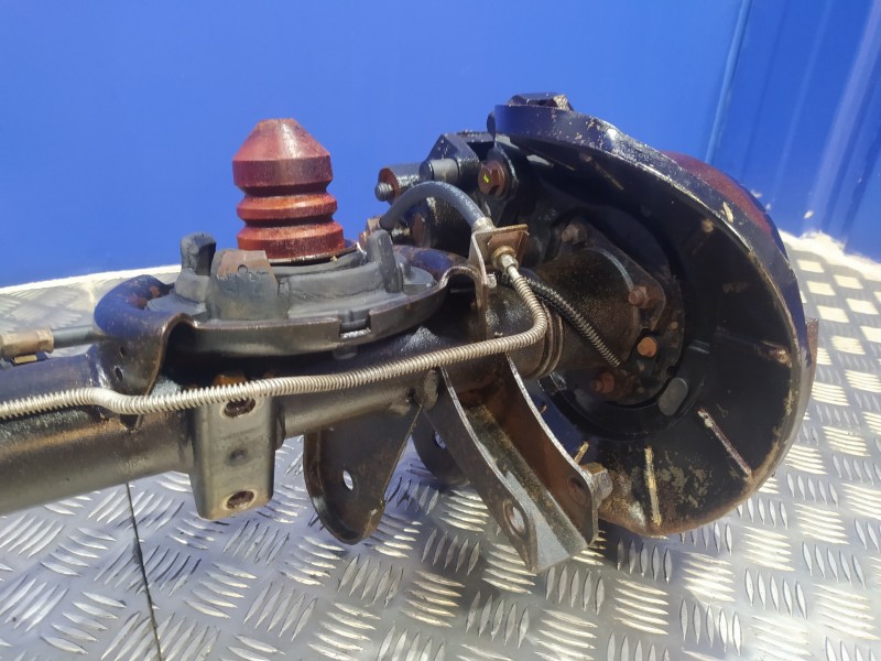 Recambio de puente trasero para chrysler jeep gr.cherokee (wj/wg) 3.1 td laredo referencia OEM IAM 52111203AA  