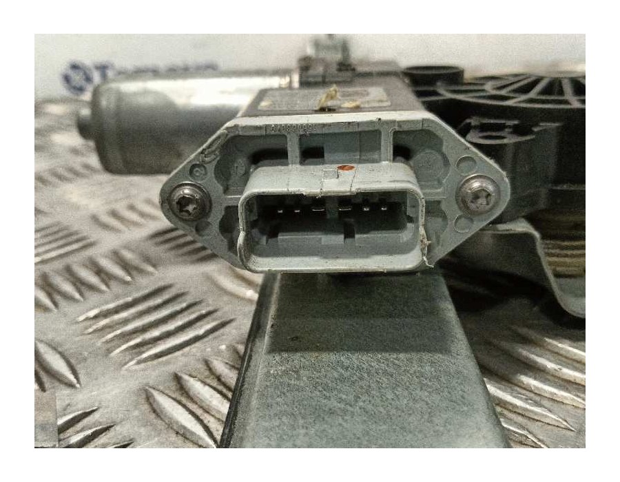 Recambio de elevalunas delantero izquierdo para renault trafic furgón 1.6 dci diesel referencia OEM IAM 128001102E 3Q425 9030299