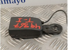 Recambio de enganche cinturon trasero izquierdo para peugeot 207 cc 1.6 16v referencia OEM IAM 7284C   2