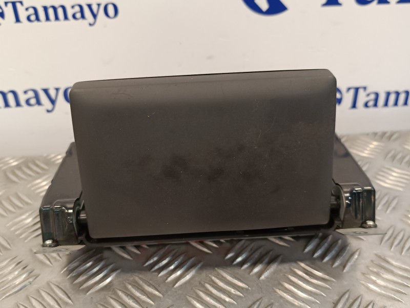 Recambio de pantalla gps para volvo s40 berlina 1.6 diesel cat referencia OEM IAM 312854801  