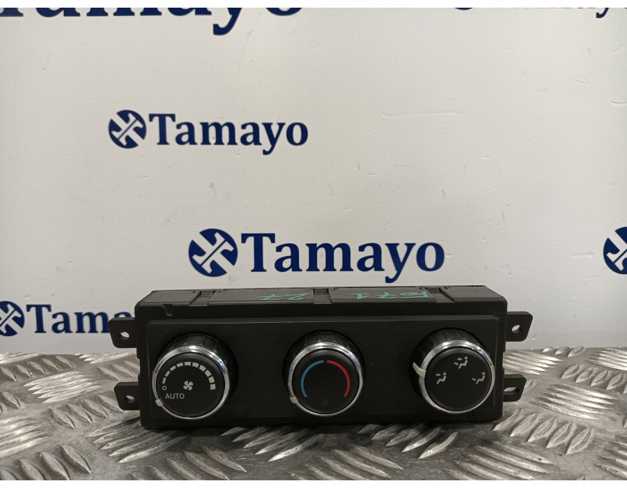 Recambio de mando calefaccion / aire acondicionado para chrysler grand voyager 2.8 crd cat referencia OEM IAM 55111812AD  