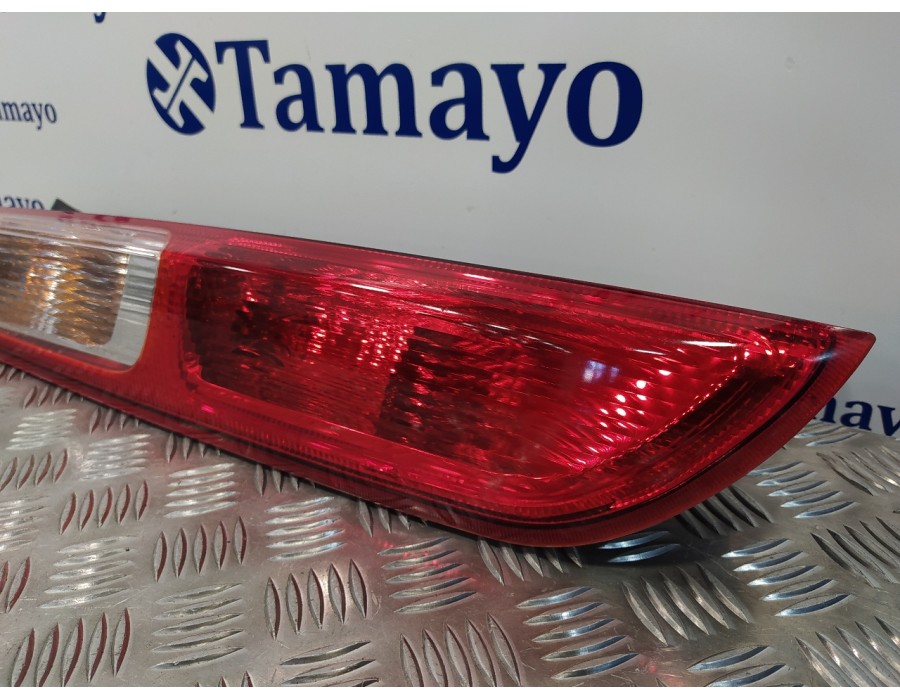 Recambio de piloto trasero izquierdo para ford focus berlina (cap) 2.0 tdci cat referencia OEM IAM 4M5113405A  