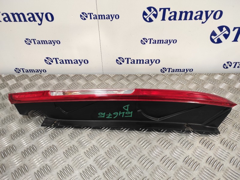 Recambio de piloto trasero derecho para ford focus berlina (cap) 2.0 tdci cat referencia OEM IAM 4M5113404A  