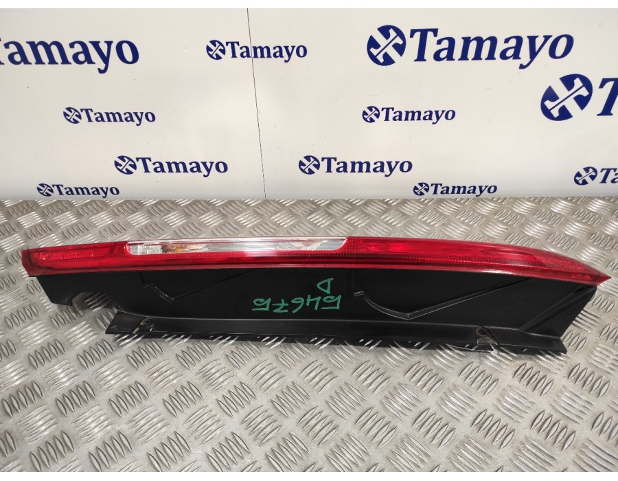 Recambio de piloto trasero derecho para ford focus berlina (cap) 2.0 tdci cat referencia OEM IAM 4M5113404A  