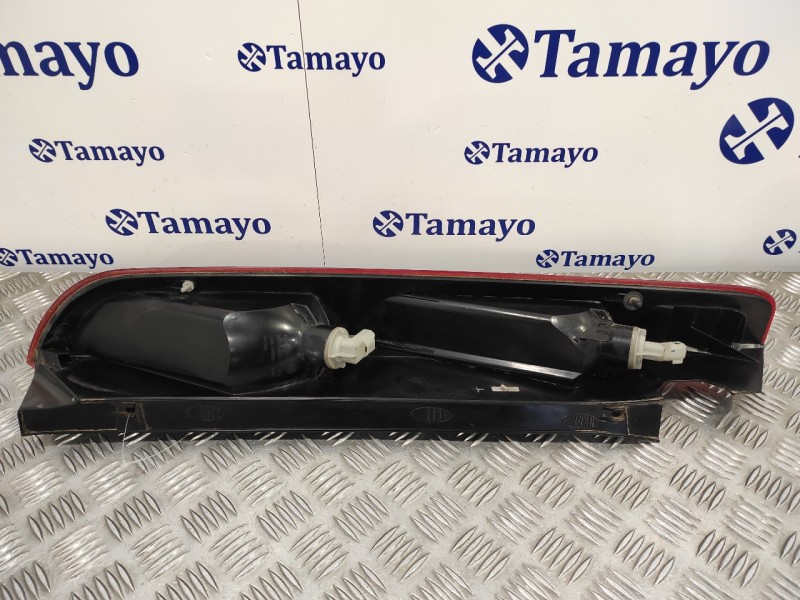 Recambio de piloto trasero derecho para ford focus berlina (cap) 2.0 tdci cat referencia OEM IAM 4M5113404A  
