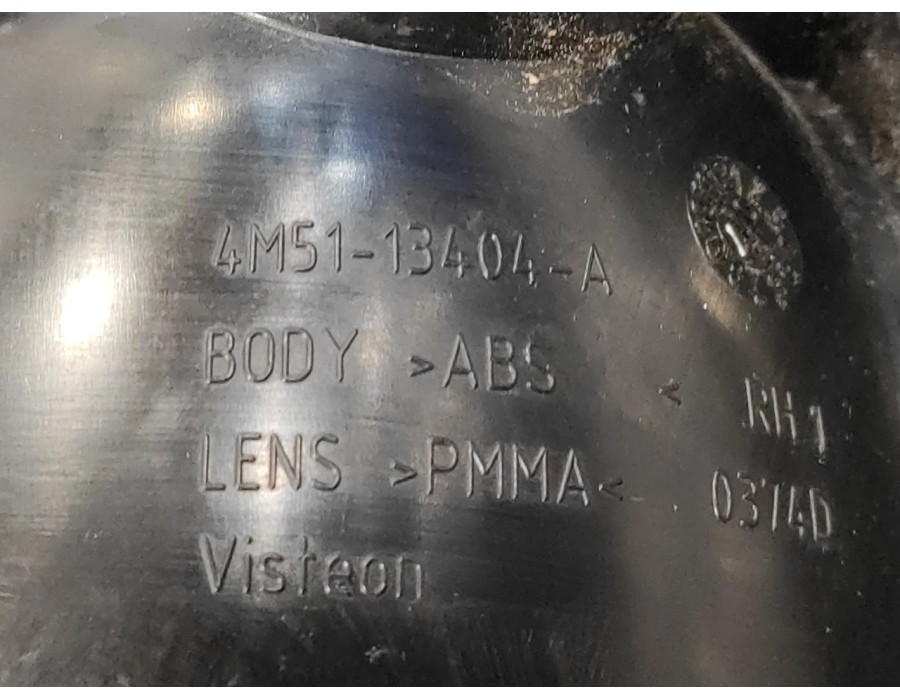 Recambio de piloto trasero derecho para ford focus berlina (cap) 2.0 tdci cat referencia OEM IAM 4M5113404A  