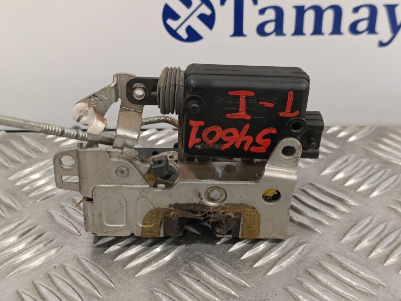 Recambio de cerradura puerta trasera izquierda para dacia sandero 1.4 cat referencia OEM IAM 8200735248  