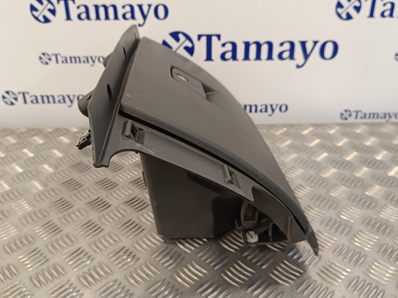 Recambio de guantera para volvo s40 berlina 1.6 diesel cat referencia OEM IAM 9123248  39808618