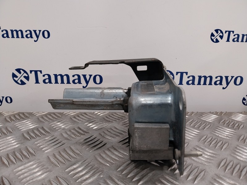 Recambio de soporte motor delantero para peugeot 207 cc 1.6 16v referencia OEM IAM 9680079880  