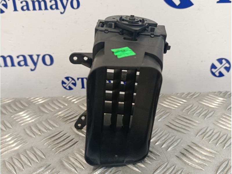 Recambio de rejilla aireadora para chrysler grand voyager 2.8 crd cat referencia OEM IAM 05028821AA  