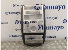 Recambio de moldura para chrysler grand voyager 2.8 crd cat referencia OEM IAM 1DR161DVAB  