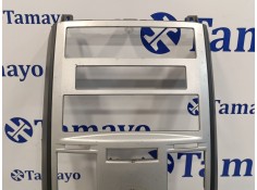 Recambio de moldura para chrysler grand voyager 2.8 crd cat referencia OEM IAM 1DR161DVAB   2