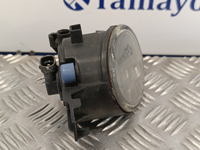Recambio de faro antiniebla izquierdo para nissan qashqai (j10) 2.0 dci turbodiesel cat referencia OEM IAM 261558990A  89206411