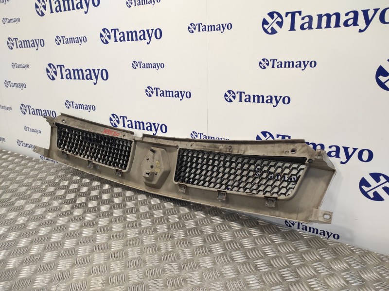 Recambio de rejilla delantera para renault master ii phase 2 combi 2.5 diesel referencia OEM IAM   
