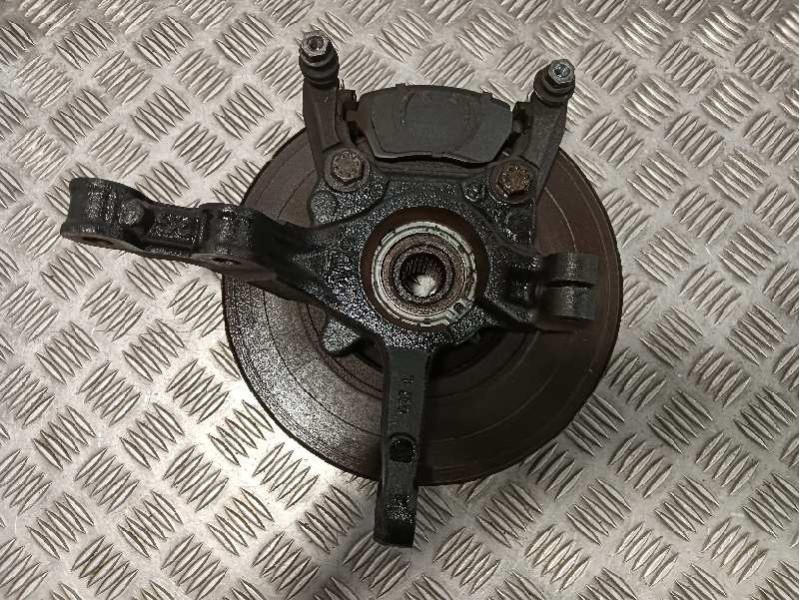 Recambio de mangueta delantera izquierda para renault kangoo 1.5 dci diesel fap referencia OEM IAM   