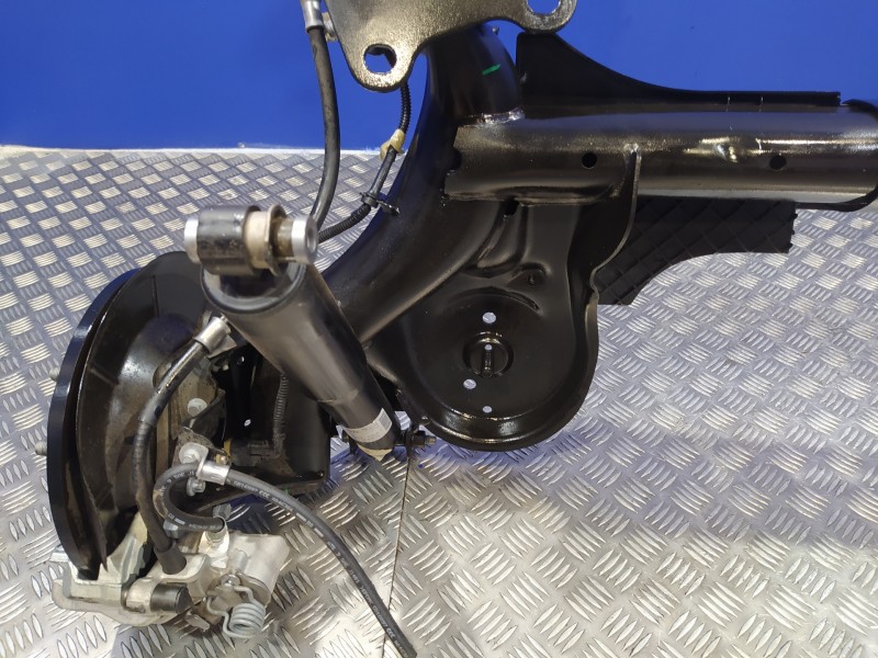 Recambio de puente trasero para ford transit connect referencia OEM IAM   