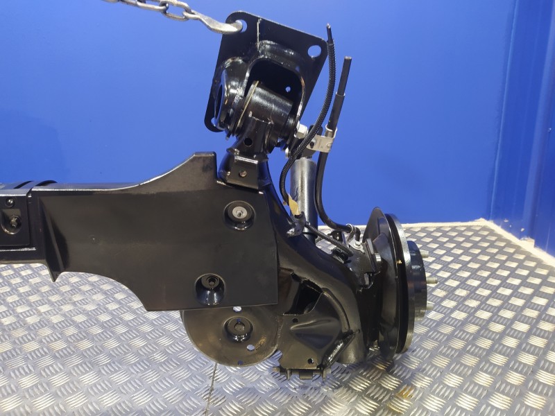 Recambio de puente trasero para ford transit connect referencia OEM IAM   