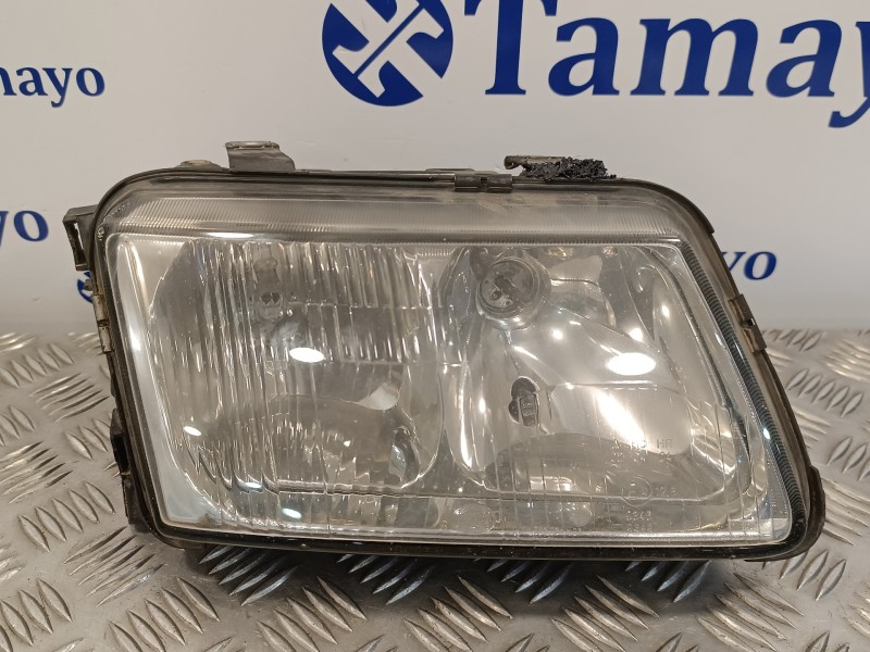 Recambio de faro derecho para audi a3 (8l) 1.9 tdi referencia OEM IAM   