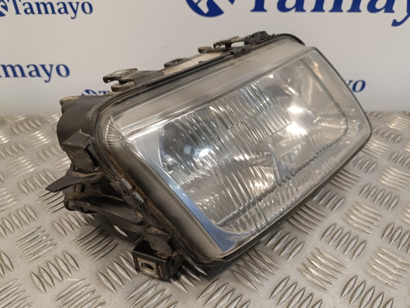 Recambio de faro derecho para audi a3 (8l) 1.9 tdi referencia OEM IAM   