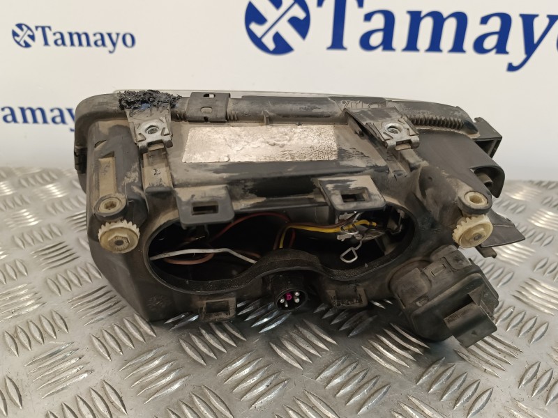 Recambio de faro derecho para audi a3 (8l) 1.9 tdi referencia OEM IAM   
