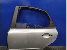 Recambio de puerta trasera izquierda para volvo s40 berlina 1.6 diesel cat referencia OEM IAM    2