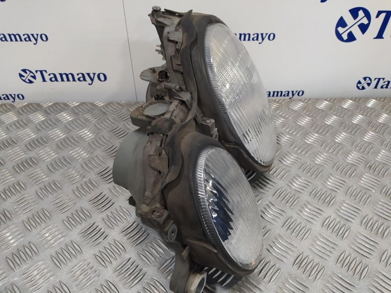 Recambio de faro izquierdo para mercedes-benz clase clk (w208) coupe 3.2 v6 18v cat referencia OEM IAM   