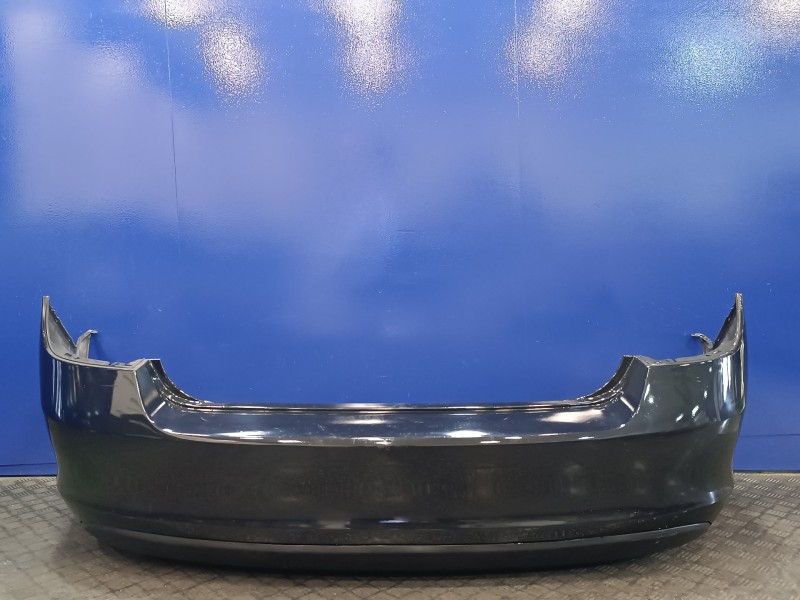 Recambio de paragolpes trasero para skoda rapid 1.6 tdi dpf referencia OEM IAM   